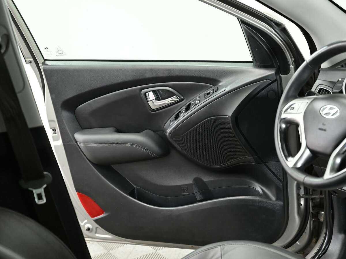 Hyundai ix35, 2011 Фото №9