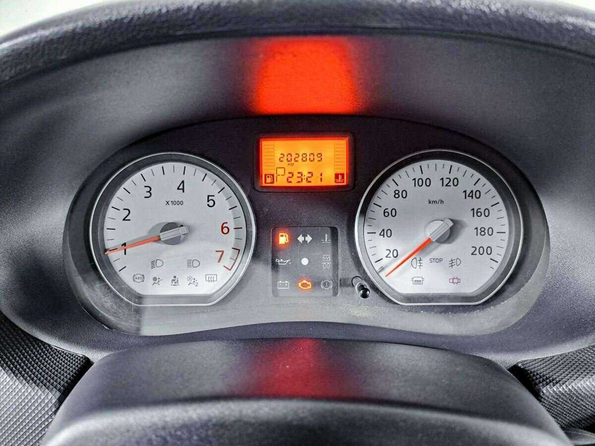 Renault Logan, 2011 Фото №11