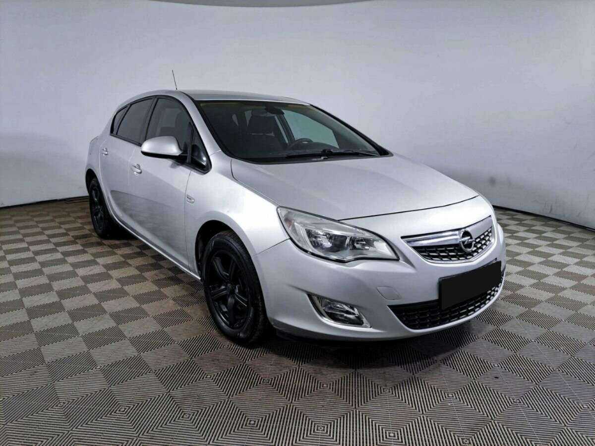 Opel Astra, 2011 - 154 900 км. | Фото №3