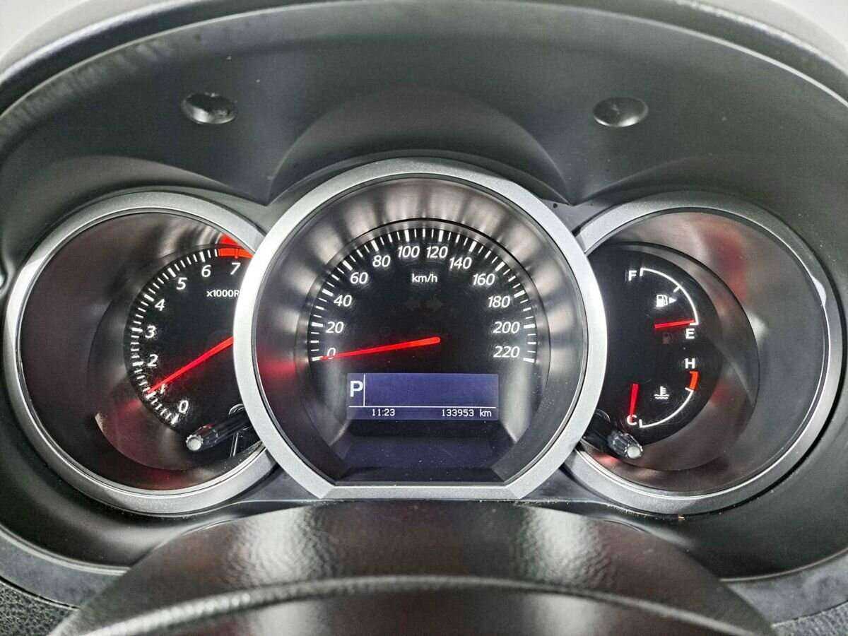 Suzuki Grand Vitara, 2011 Фото №11