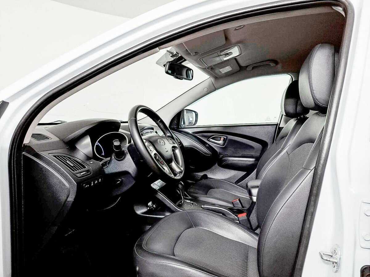 Hyundai ix35, 2011 Фото №14
