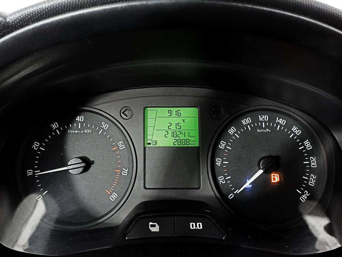 Skoda Fabia, 2011 Фото №11