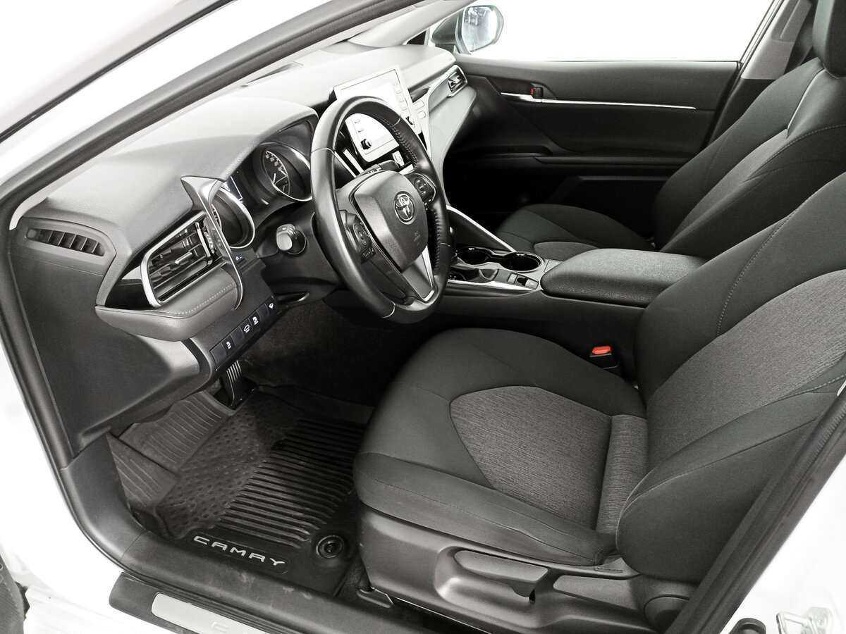 Toyota Camry, 2021 Фото №13