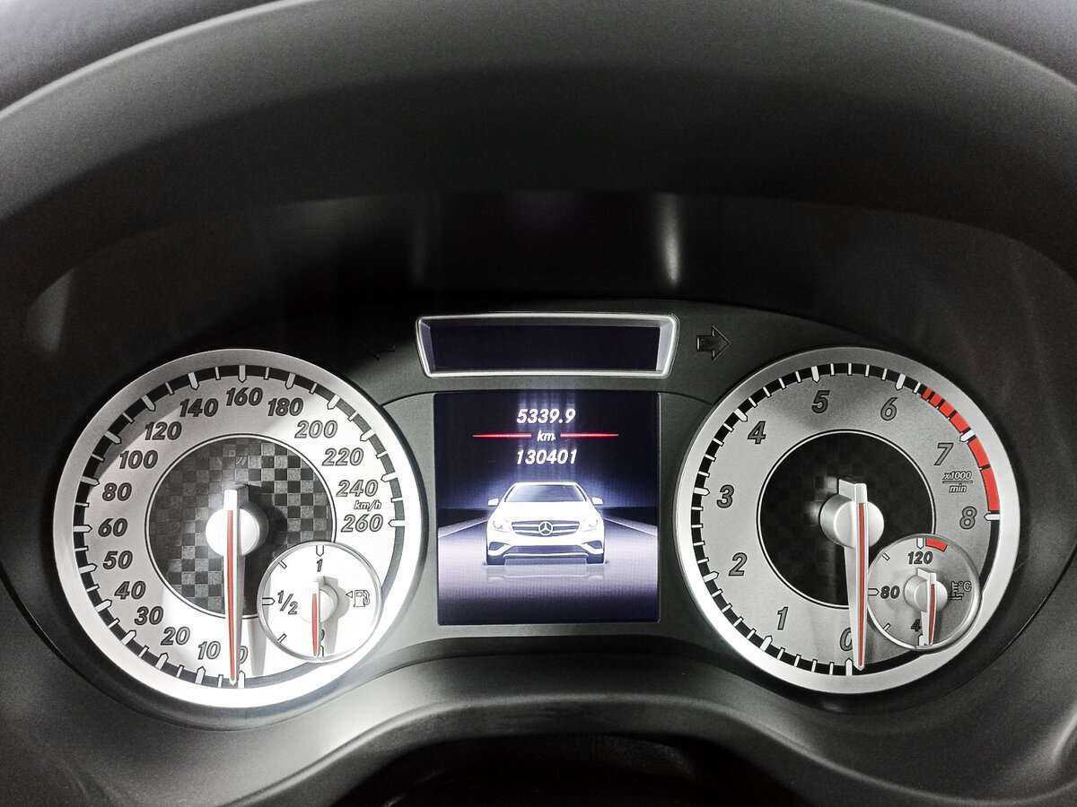 Mercedes-Benz A-Класс 180, 2014 Фото №9