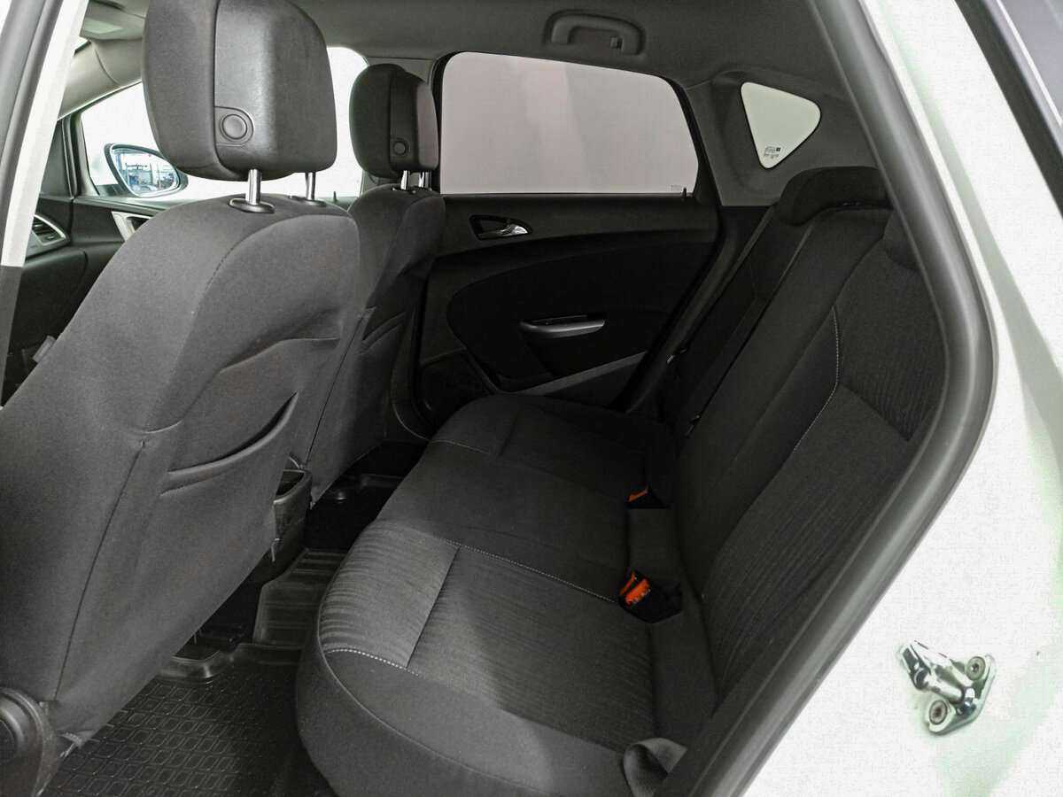 Opel Astra, 2011 Фото №12