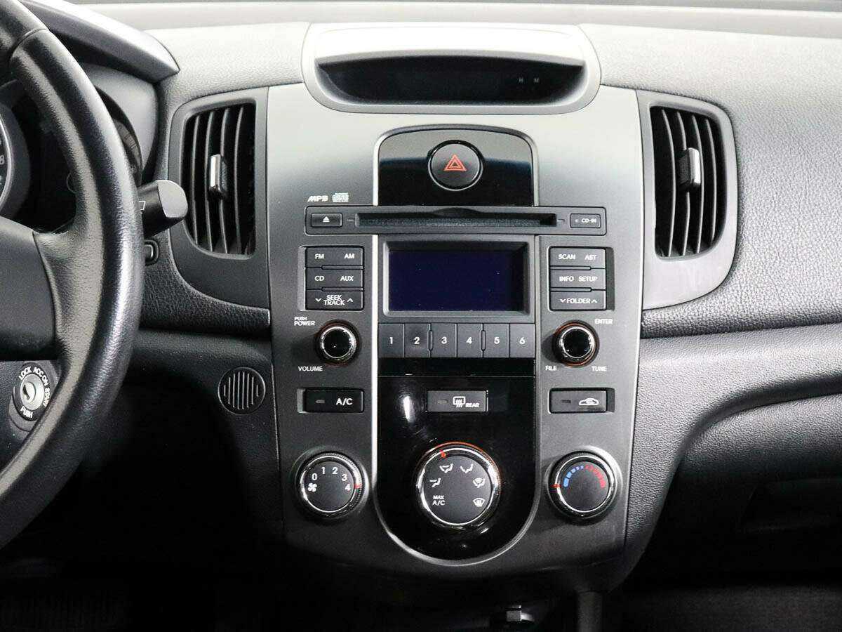 Kia Cerato 6-speed, 2011 Фото №12