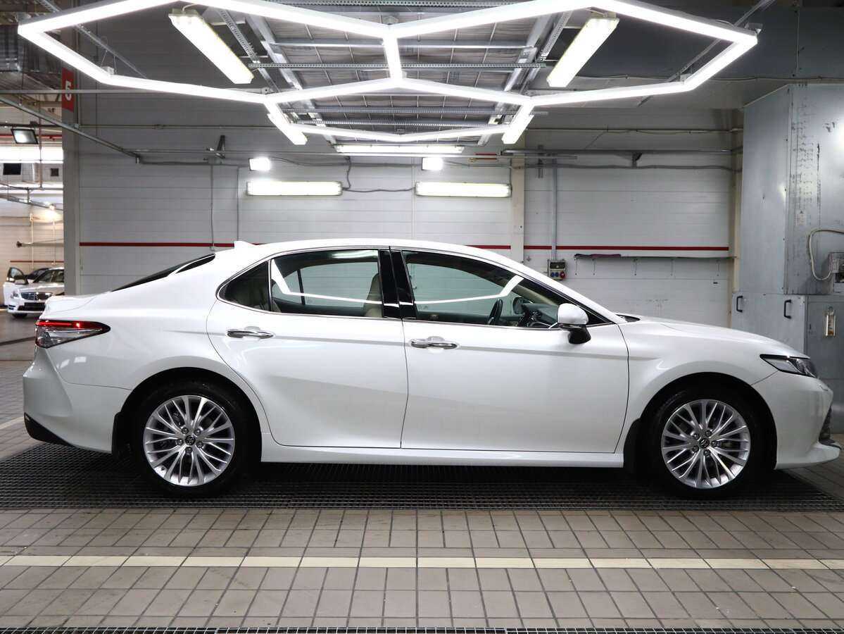 Toyota Camry, 2021 Фото №13