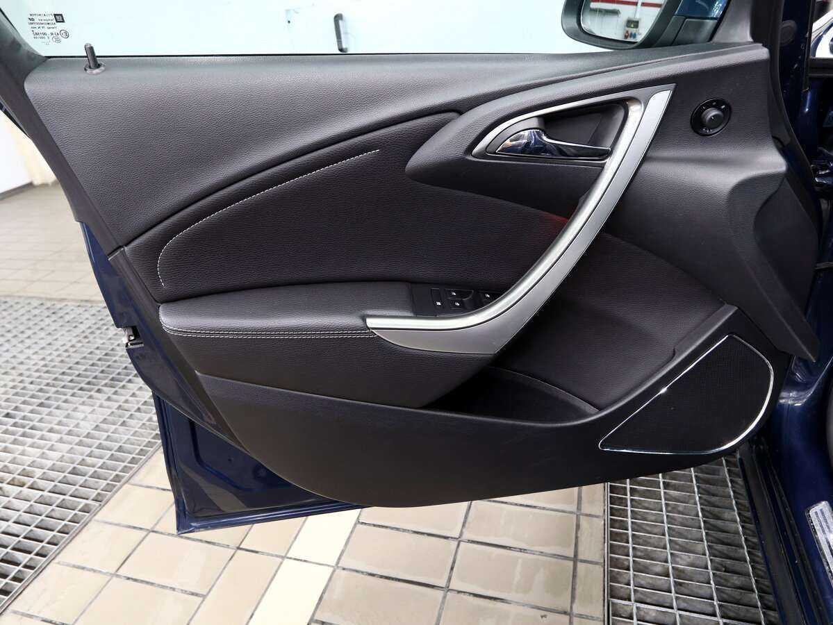 Opel Astra, 2011 Фото №15