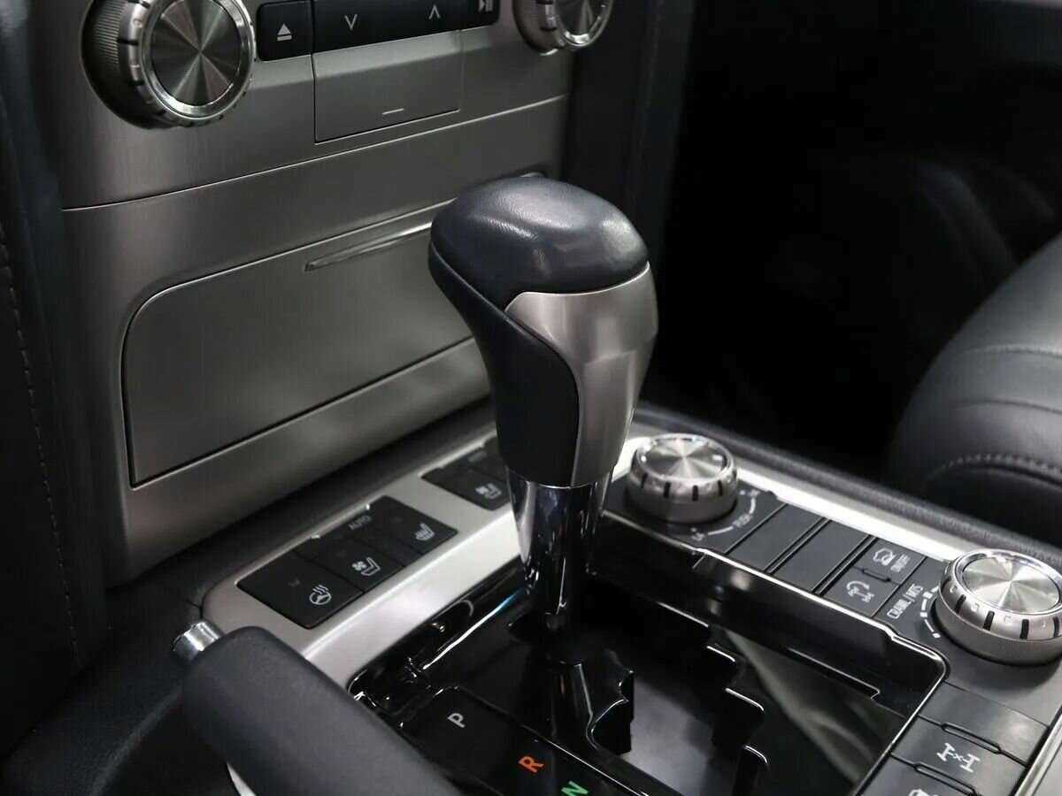 Toyota Land Cruiser, 2019 Фото №17