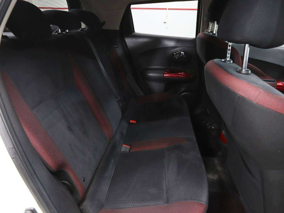 Nissan Juke, 2011 Фото №12