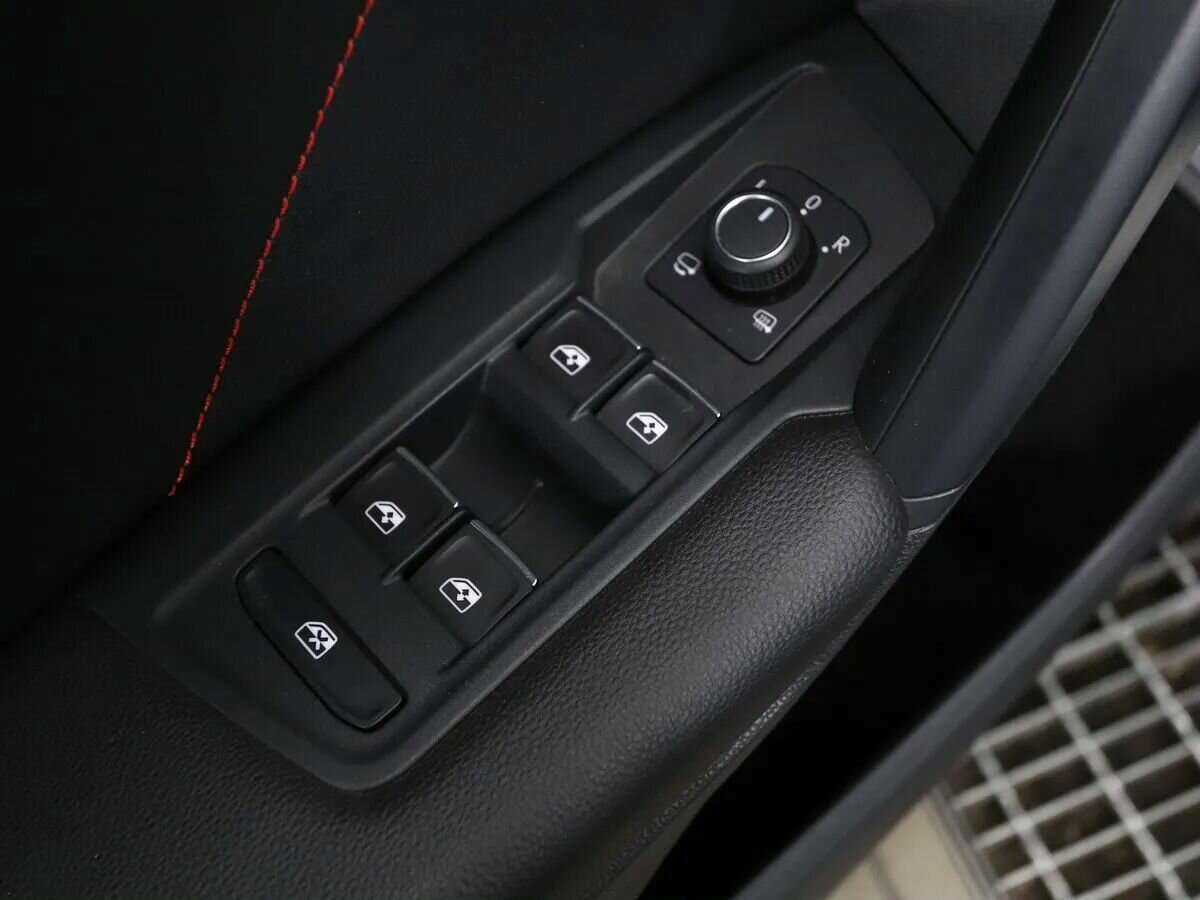 Volkswagen Tiguan, 2021 - 64 000 км. | Фото №7