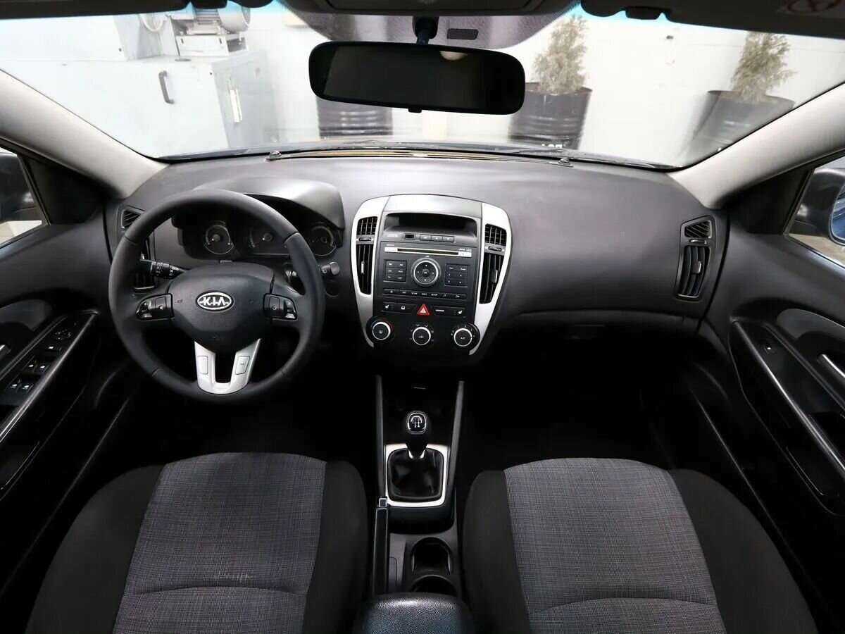Kia Ceed, 2010 Фото №15