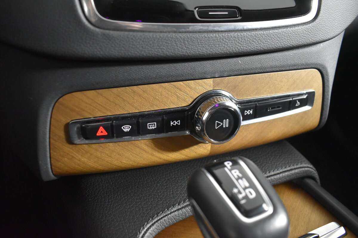 Volvo XC90, 2021 Фото №21