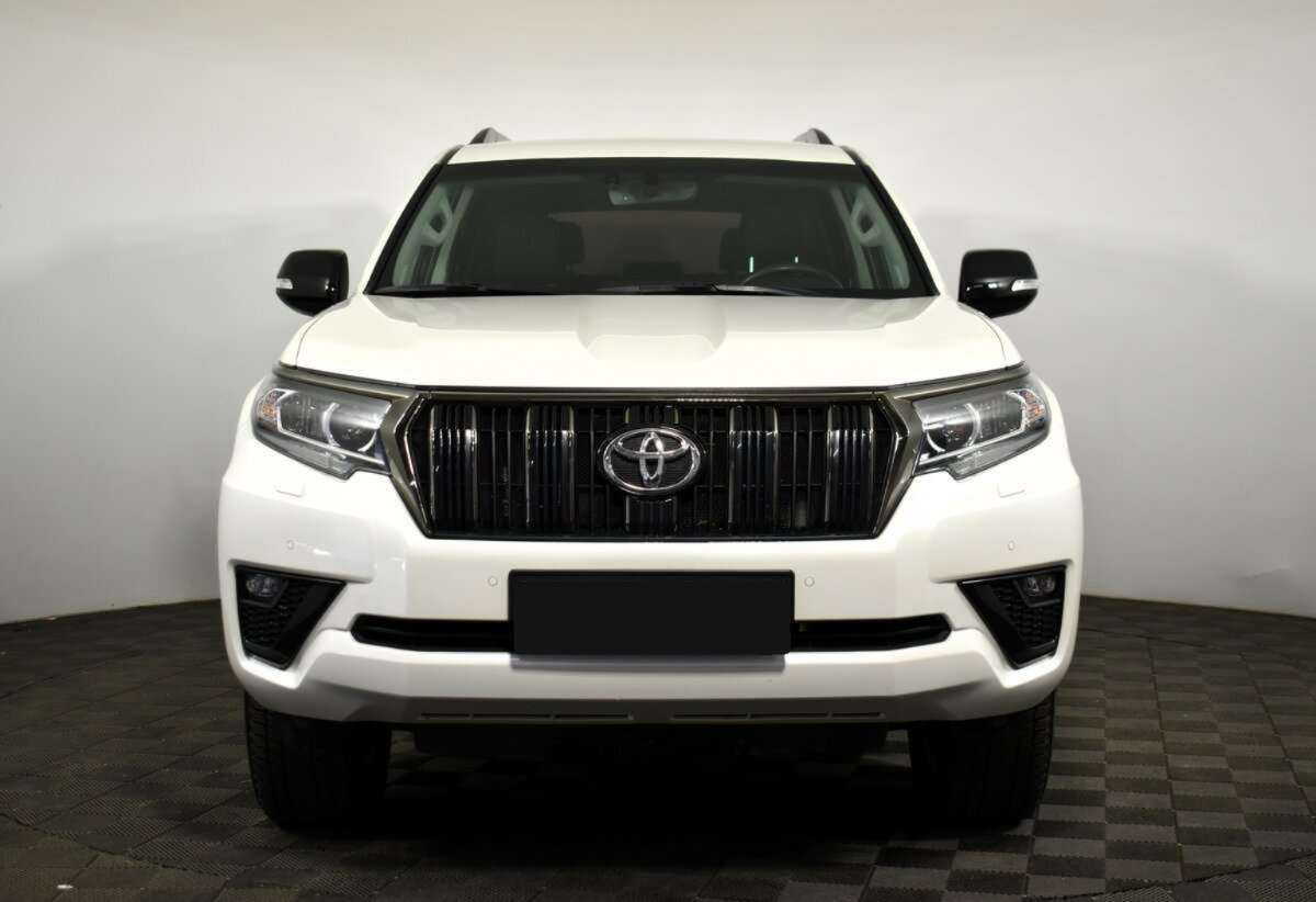 Toyota Land Cruiser Prado, 2021 - 63 160 км. | Фото №2