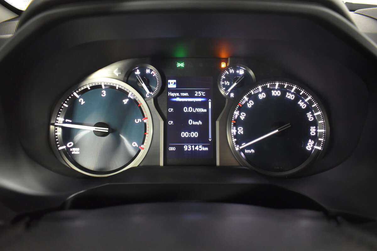 Toyota Land Cruiser Prado, 2018 Фото №19