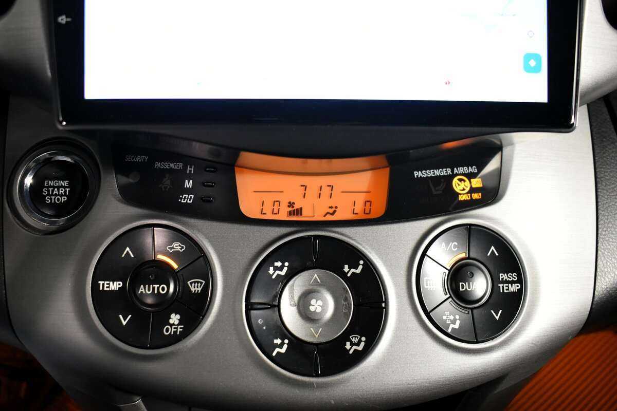 Toyota RAV4, 2008 Фото №11