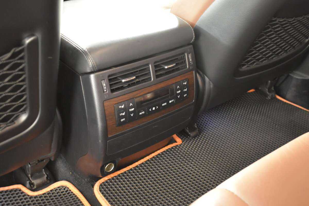 Toyota Land Cruiser, 2016 - 211 994 км. | Фото №8