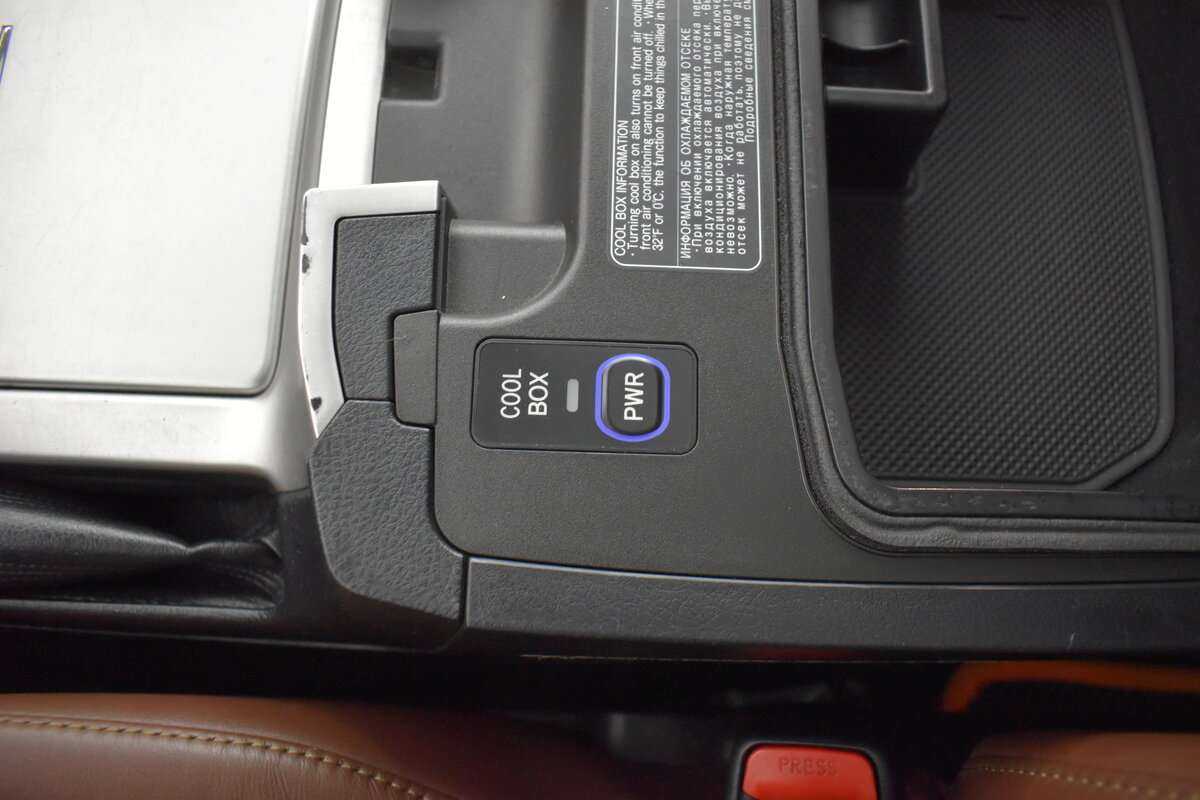 Toyota Land Cruiser, 2016 Фото №27