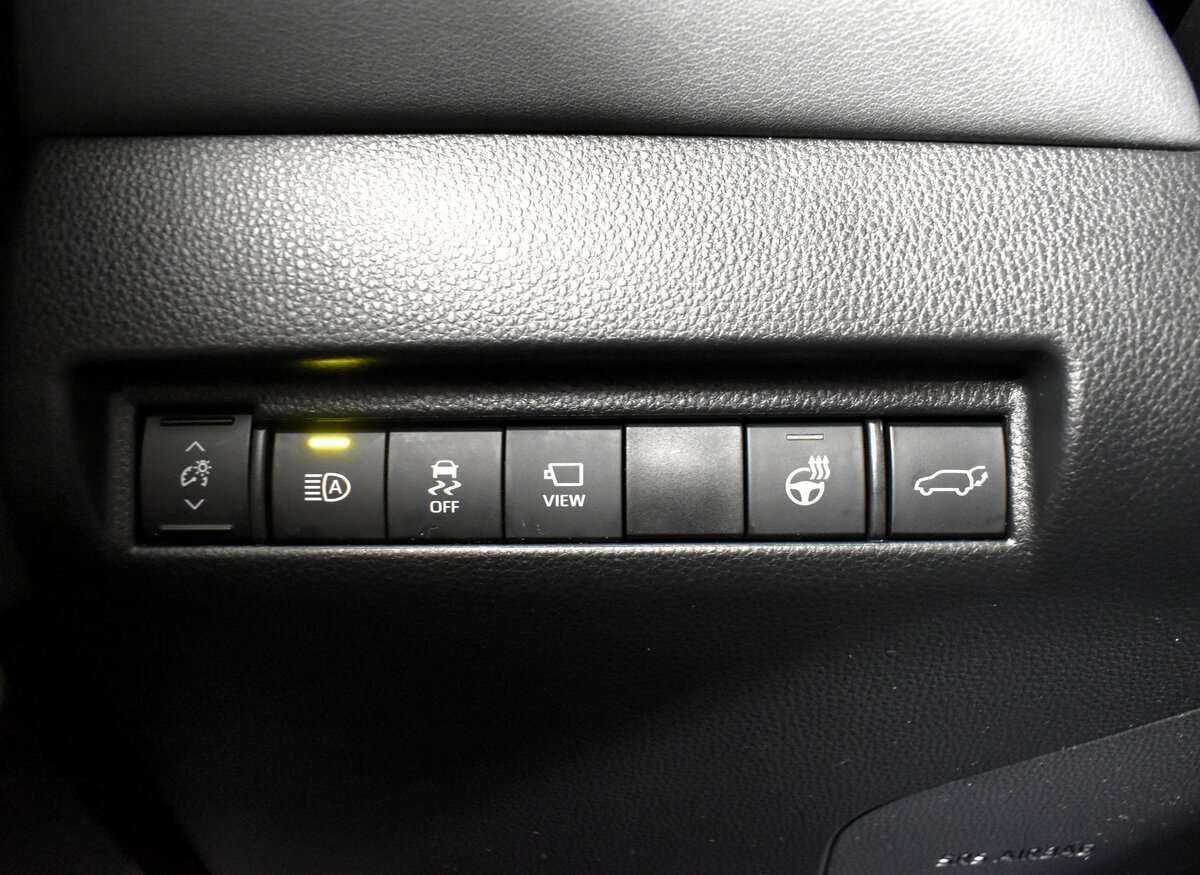 Toyota Venza, 2021 Фото №15