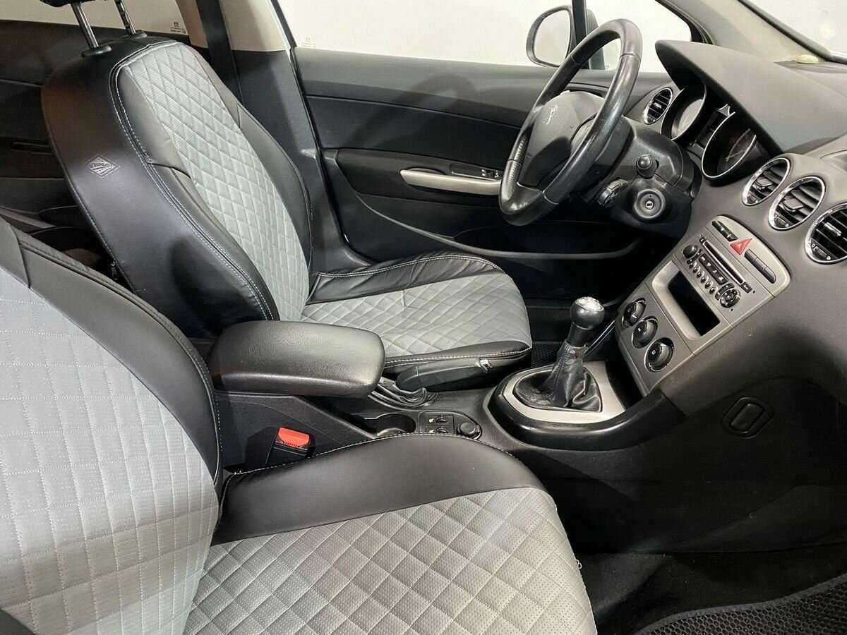 Peugeot 408, 2012 Фото №10