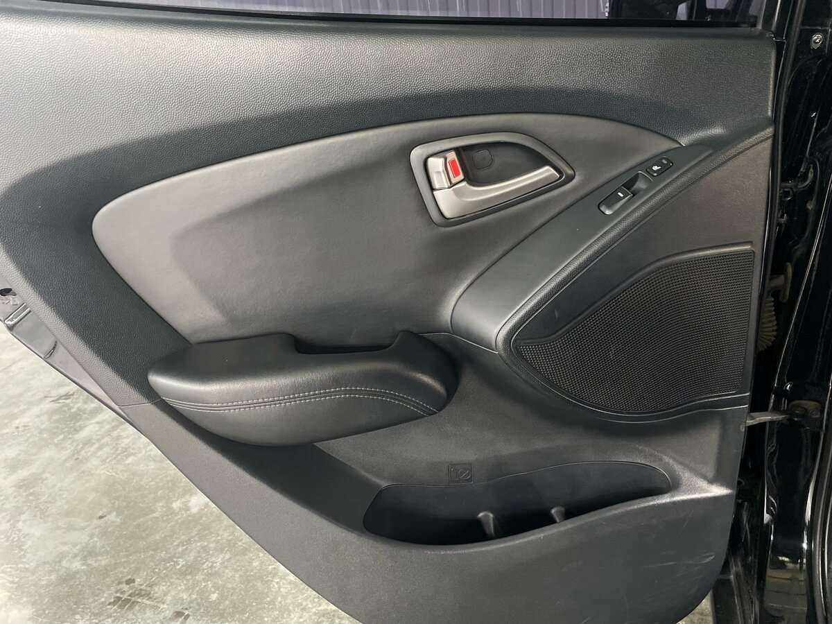 Hyundai ix35, 2011 Фото №16