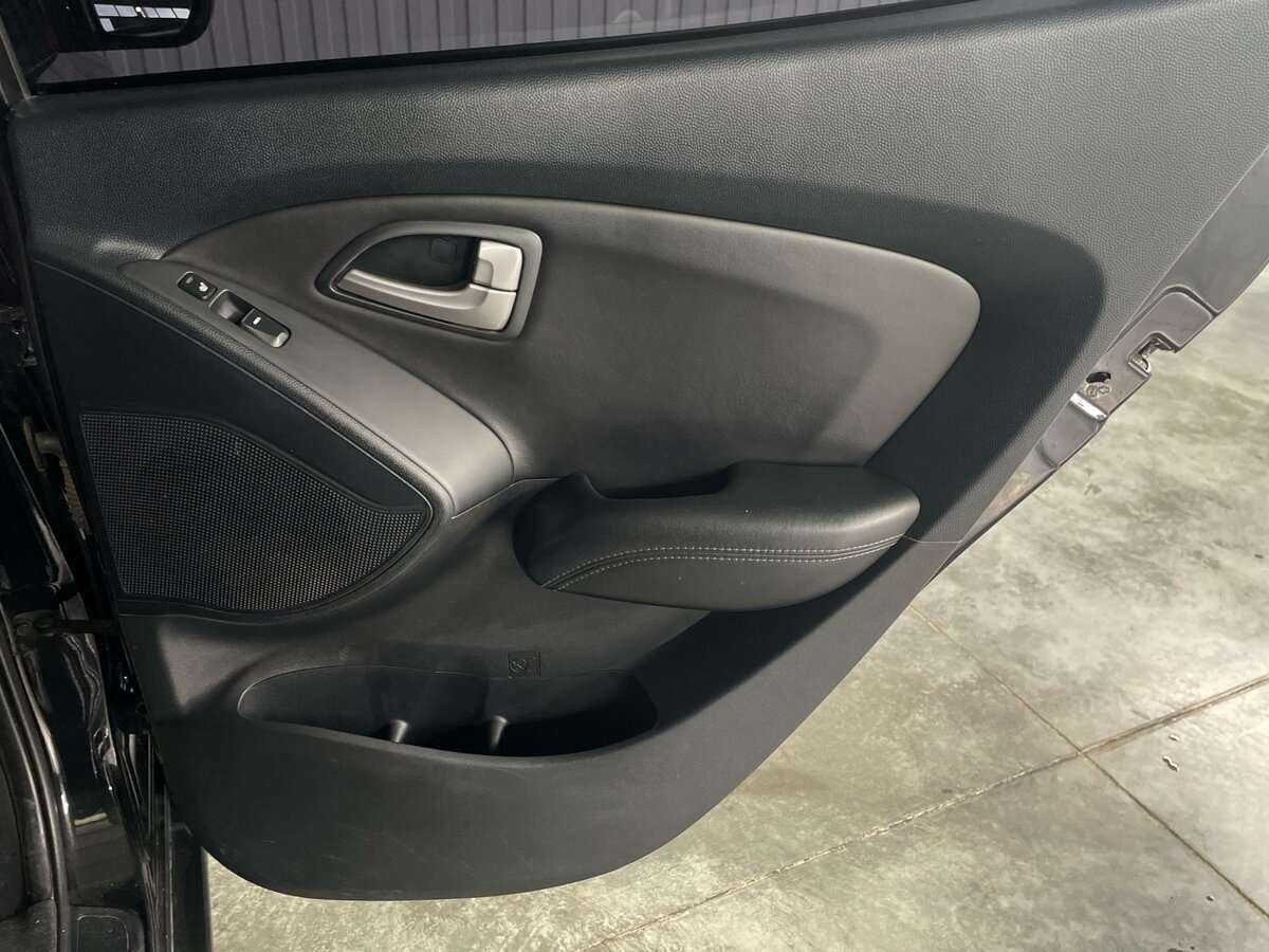 Hyundai ix35, 2011 Фото №18