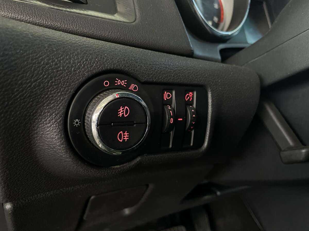 Opel Astra, 2011 Фото №13