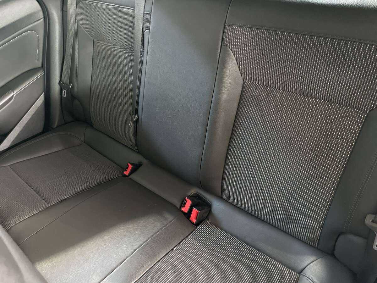 Opel Astra, 2011 Фото №16