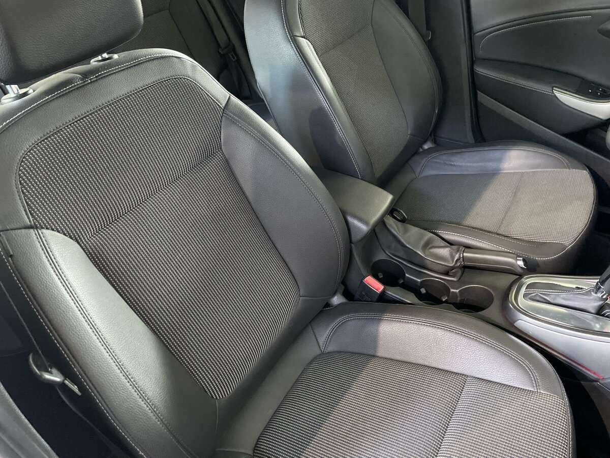 Opel Astra, 2011 Фото №17