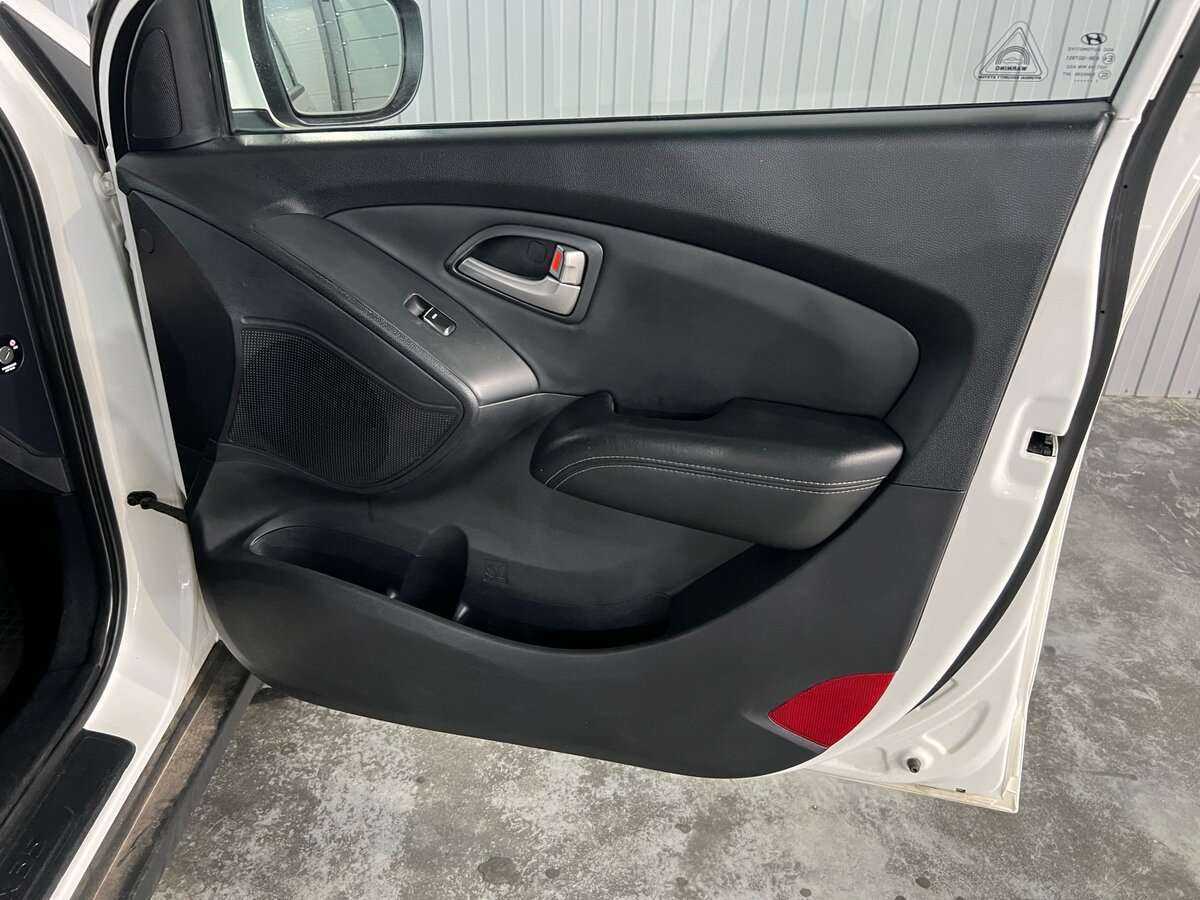 Hyundai ix35, 2011 Фото №14