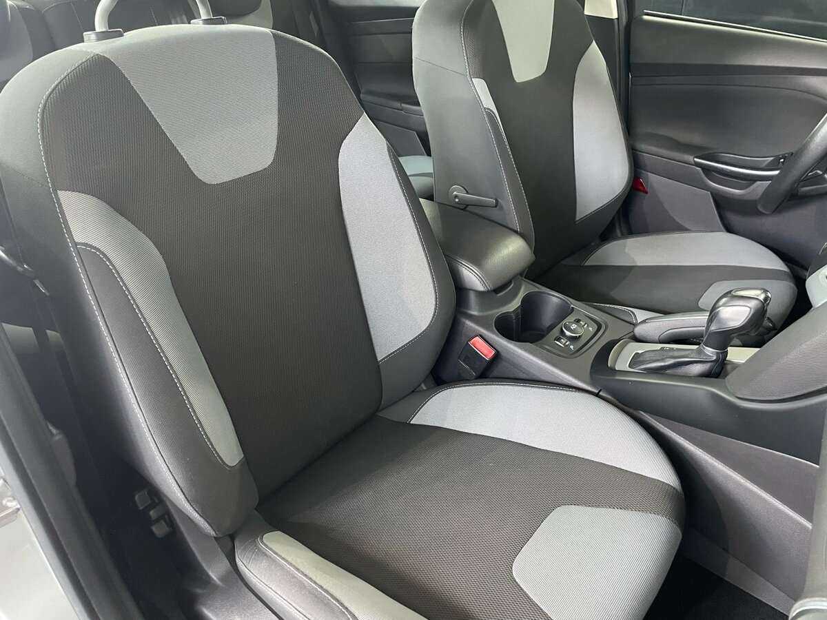 Ford Focus, 2011 Фото №16