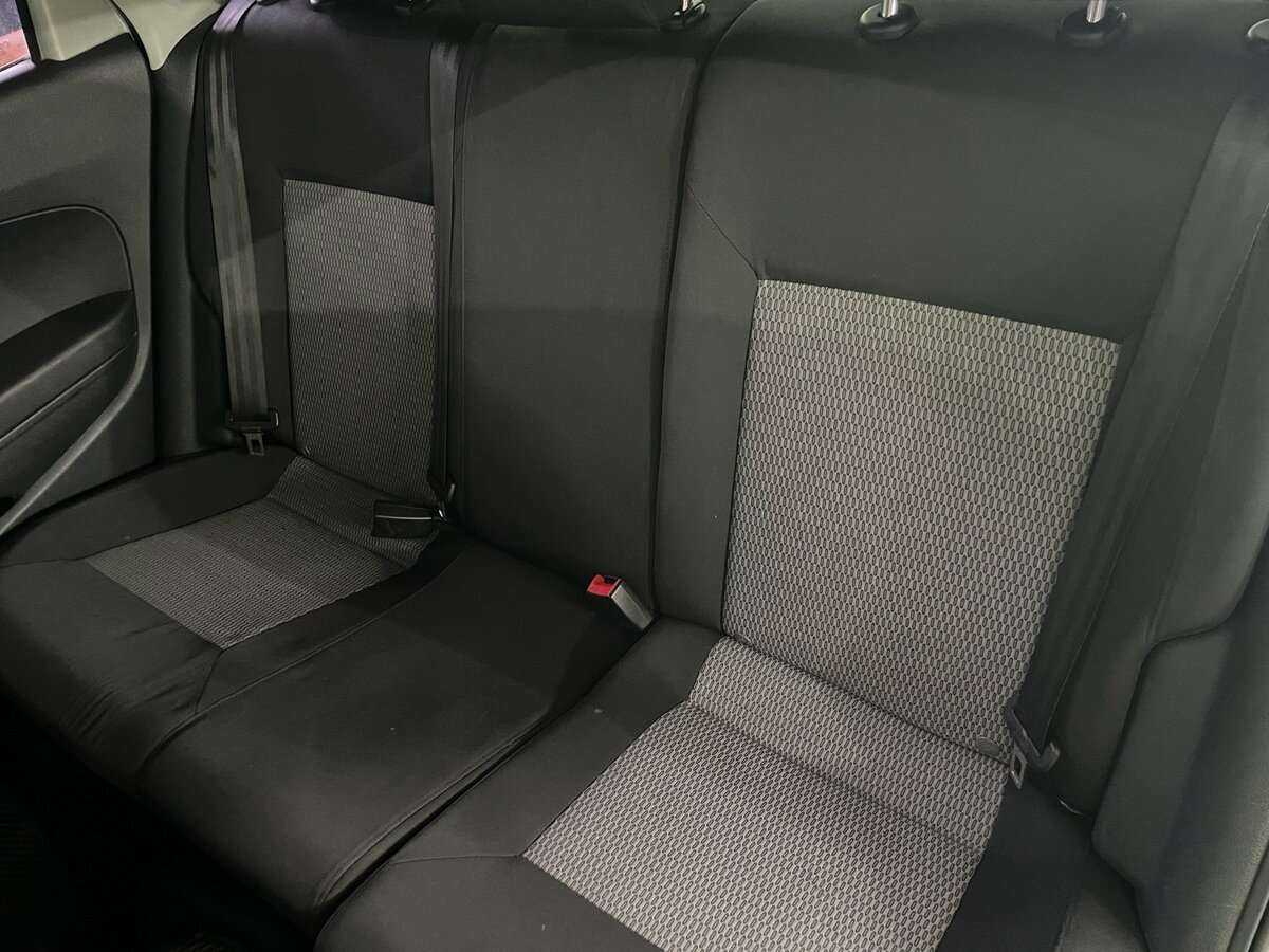 Volkswagen Polo, 2011 Фото №13