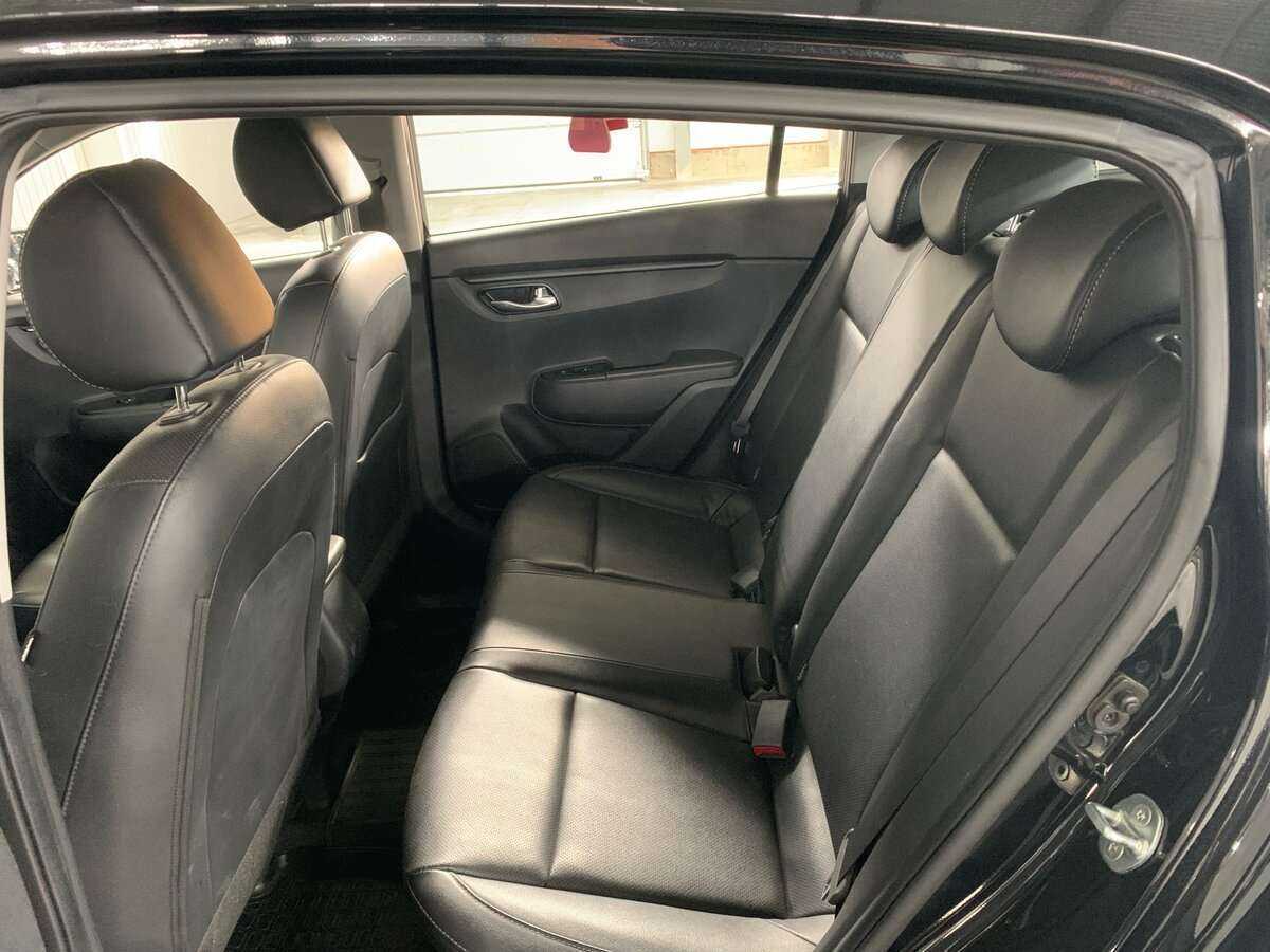 Kia Rio X-Line, 2018 Фото №11