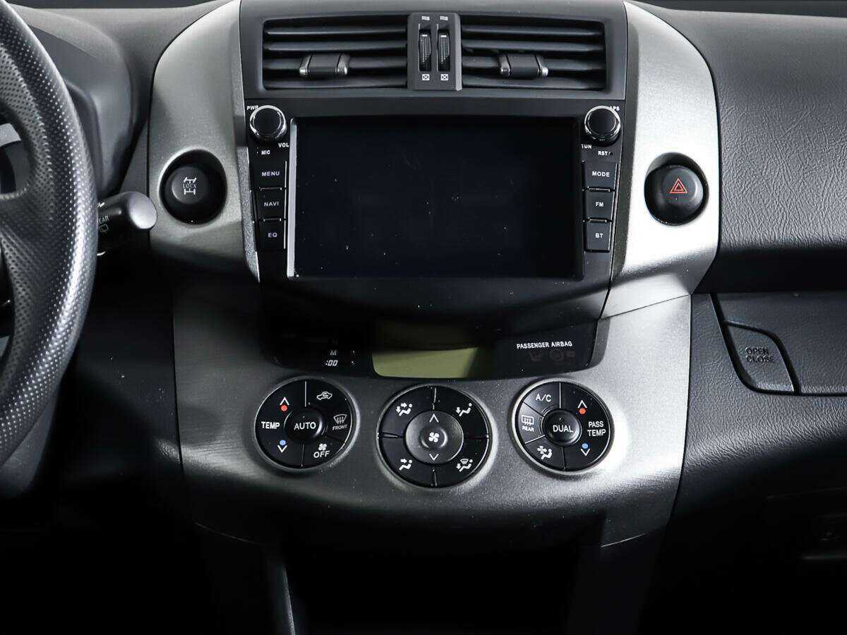 Toyota RAV4, 2011 Фото №11