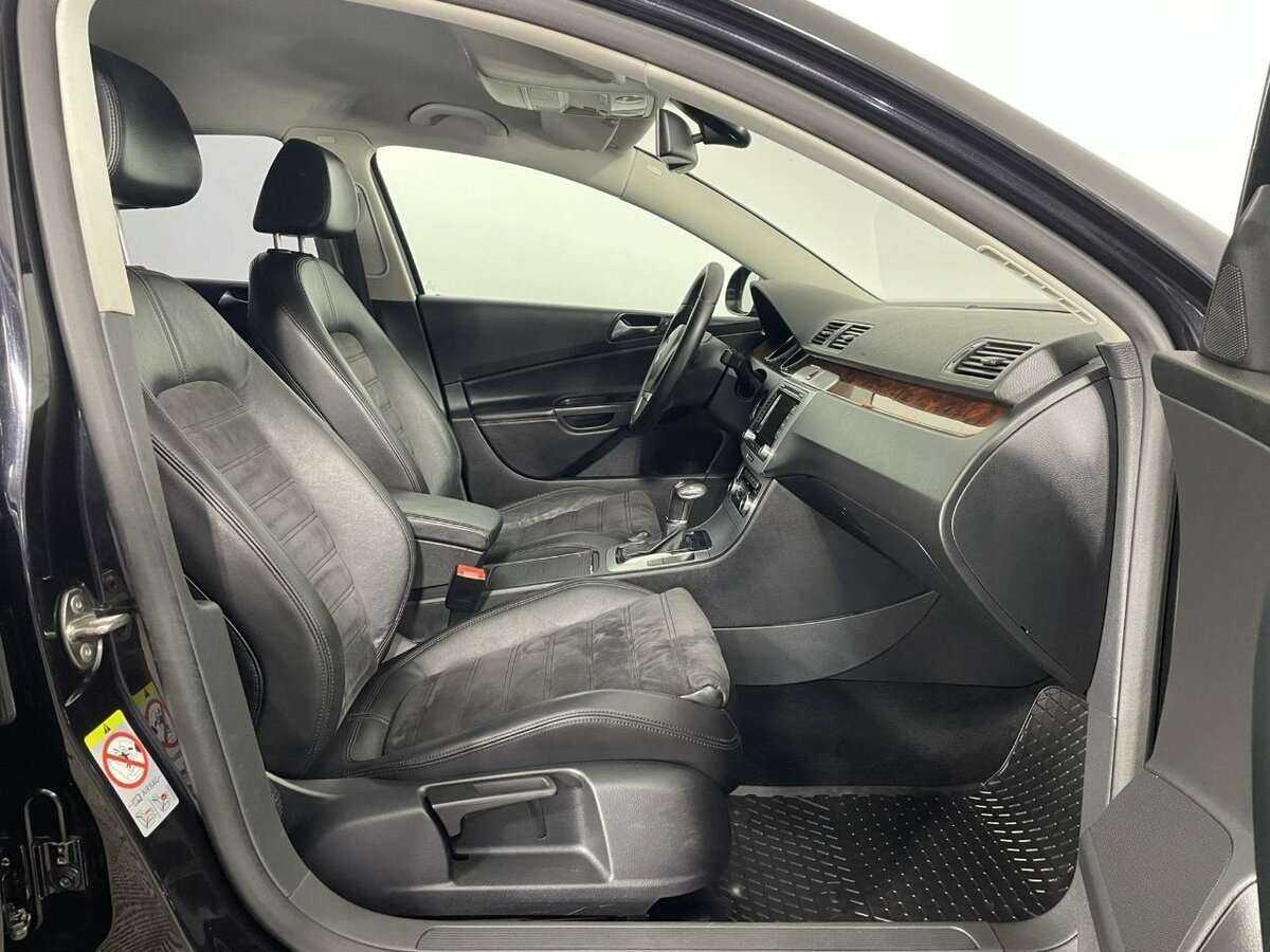 Volkswagen Passat, 2010 Фото №14