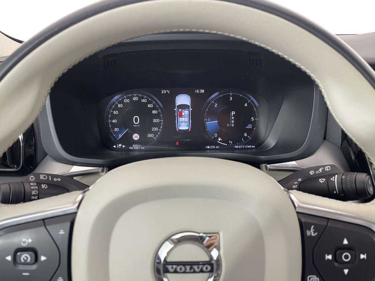 Volvo XC60, 2021 Фото №11