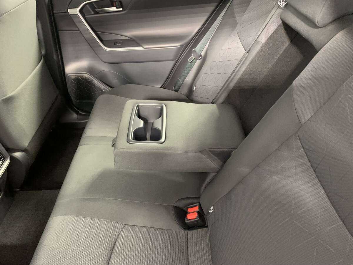 Toyota RAV4, 2021 Фото №17