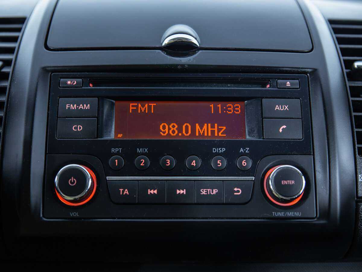 Nissan Note, 2011 Фото №12