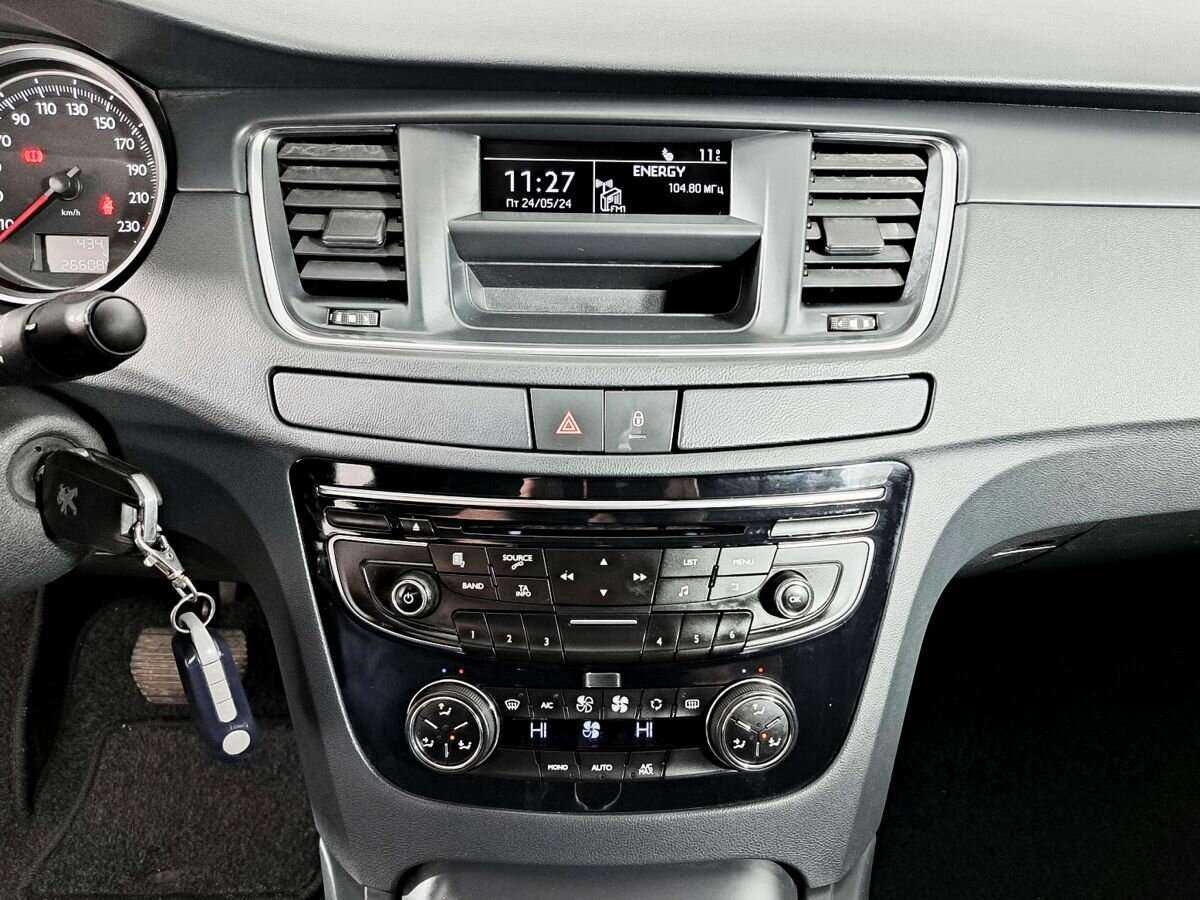 Peugeot 508, 2012 Фото №12