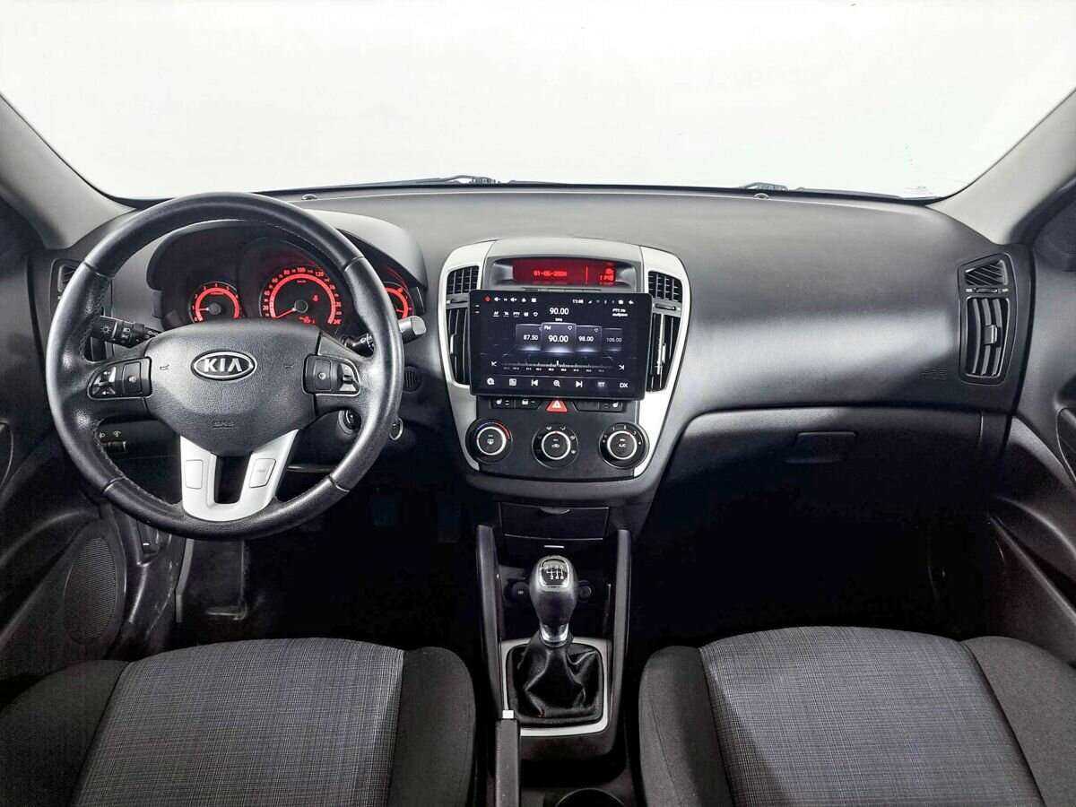 Kia Ceed, 2010 Фото №12