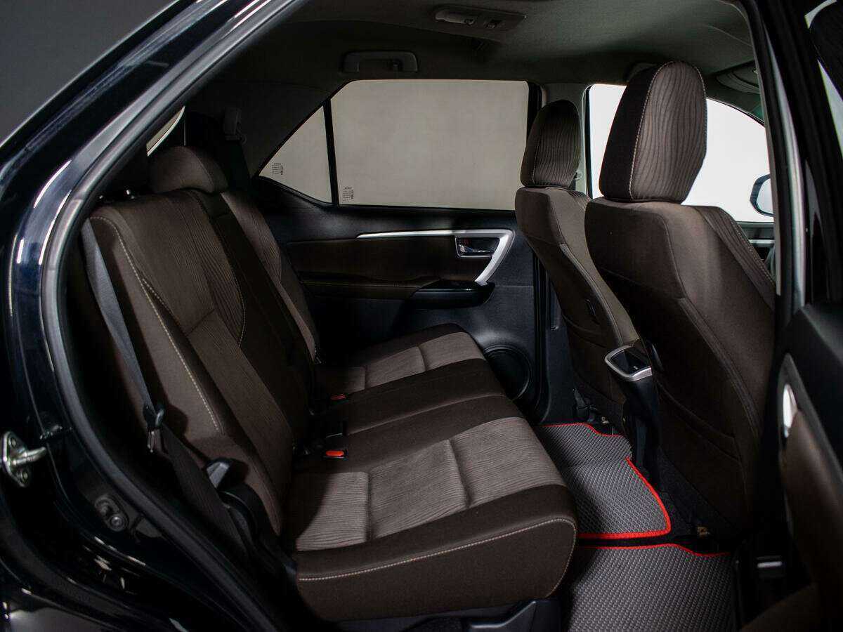 Toyota Fortuner, 2018 - 110 001 км. | Фото №8