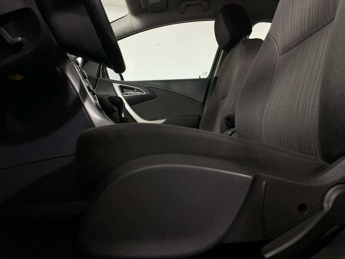 Opel Astra, 2011 Фото №10