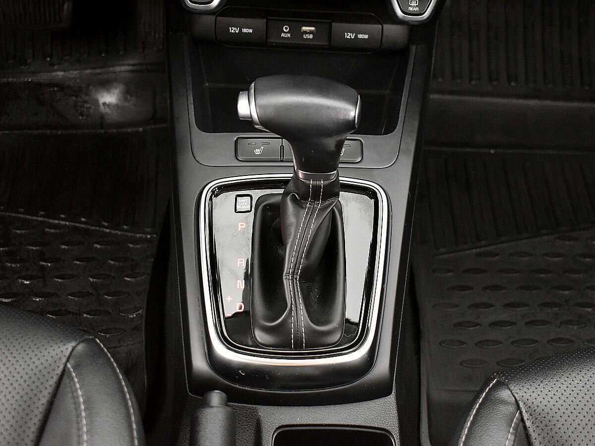 Kia Rio X-Line, 2018 Фото №15