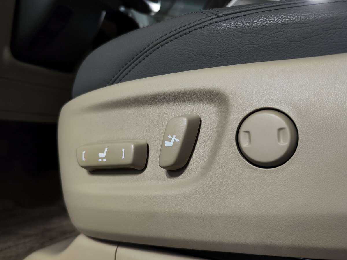 Toyota Land Cruiser Prado, 2021 Фото №12