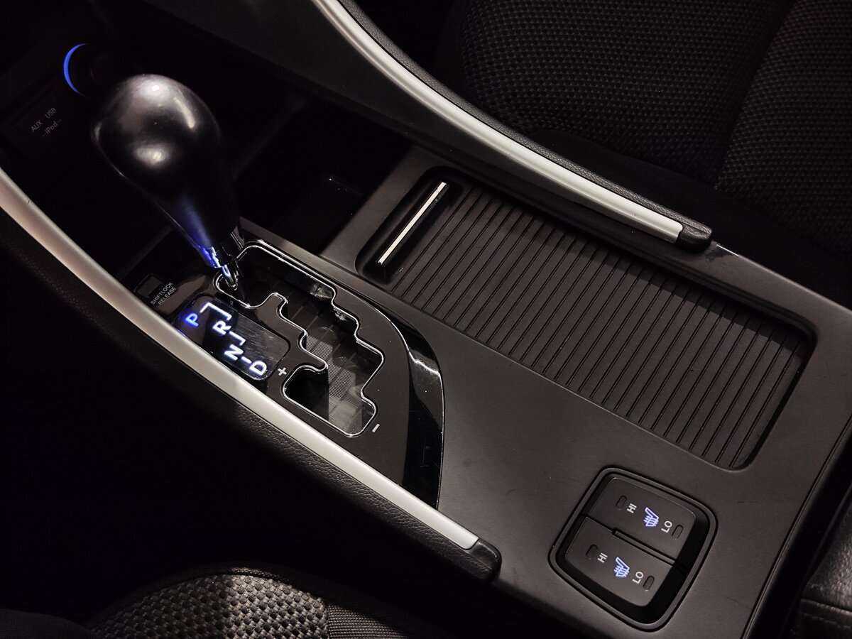 Hyundai Sonata, 2011 Фото №17