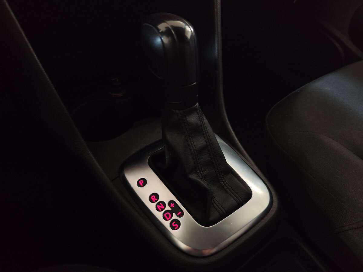 Volkswagen Polo, 2011 Фото №13