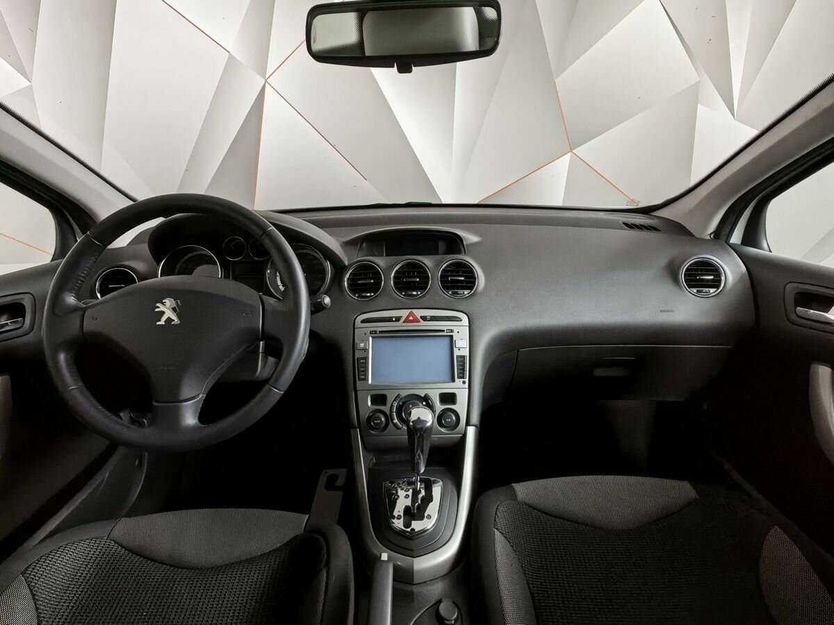 Peugeot 308, 2011 Фото №10