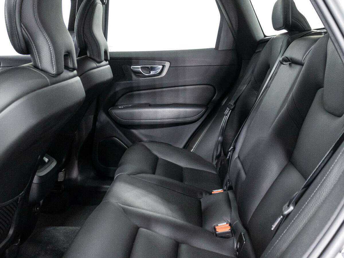 Volvo XC60, 2021 Фото №10