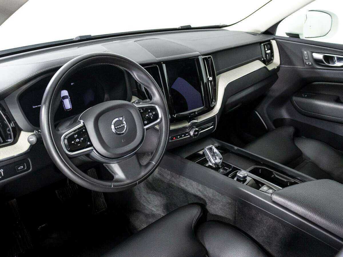 Volvo XC60, 2021 Фото №11