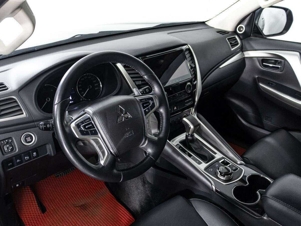 Mitsubishi Pajero Sport, 2020 Фото №11